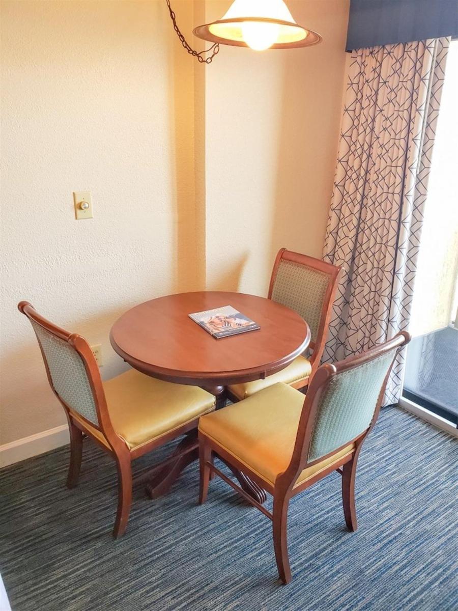 Holiday Pavilion 405 Миртл-Бич Номер фото